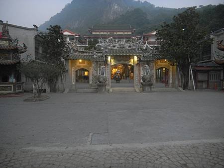 碧雲寺遠景