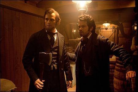  Abraham Lincoln: Vampire Hunter_01