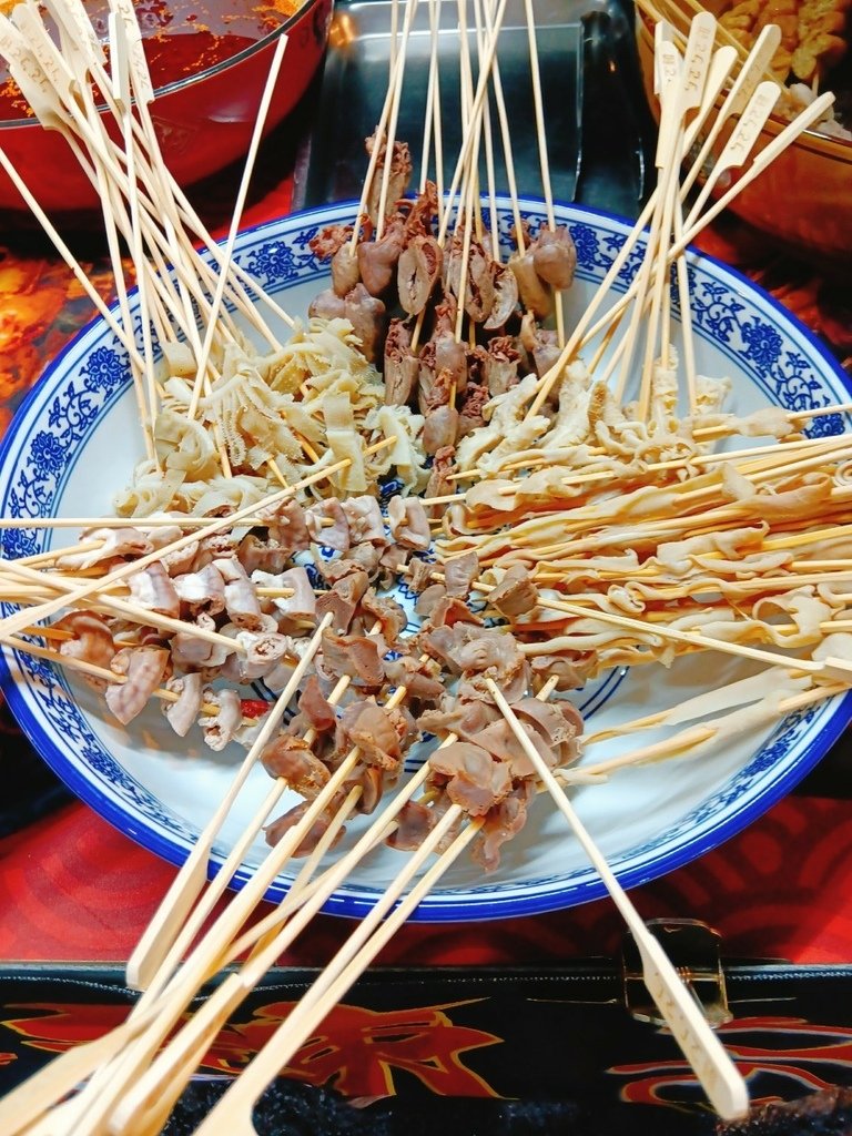 LINE_ALBUM_吃的玩的喝的_250504_3.jpg