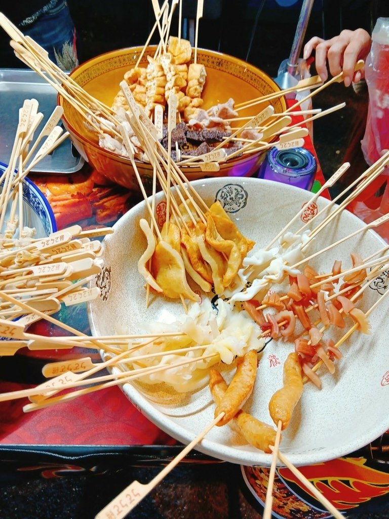 LINE_ALBUM_吃的玩的喝的_250504_4.jpg