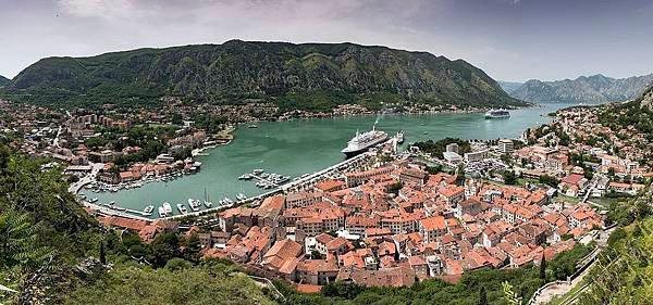 1_kotor_montenegro_panorama_2016