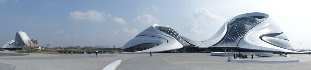 Harbin_Grand_Theatre_Pano_201609.jpg