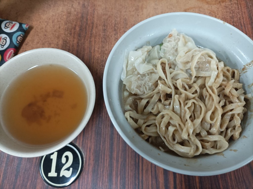 【從小吃到大的麵食】-民雄鄉美食小吃-南扁食意麵