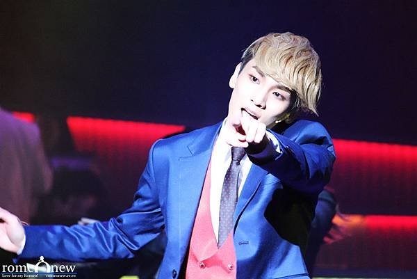 120401 Catch Me If You Can 音樂劇 romeonew (5).jpg