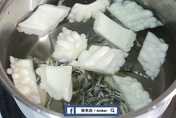 Bittergourd-and-pineapple-chicken-soup_amberwang20200509005.jpg