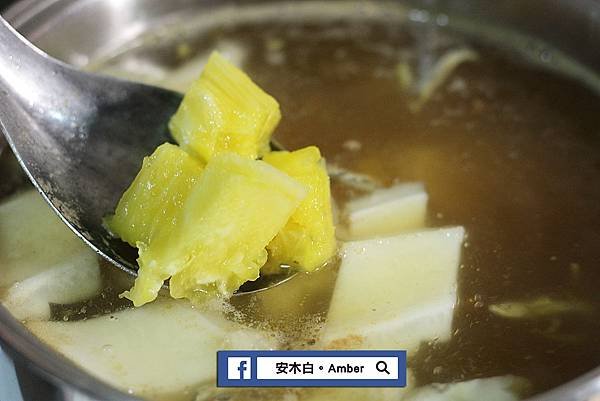 Bittergourd-and-pineapple-chicken-soup_amberwang20200509008.jpg