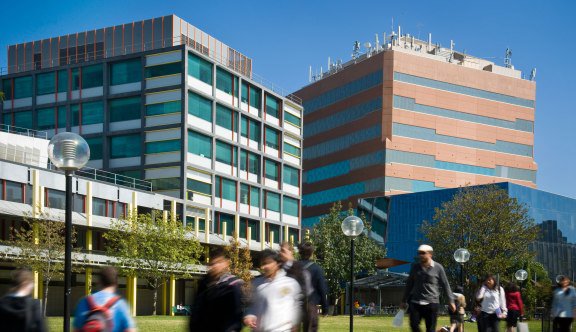 Monash_Uni_01