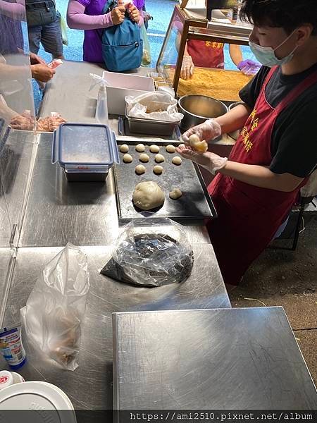 【食】台北信義小吃《阿金客家麻糬》早市古早味◆純手工製作.早