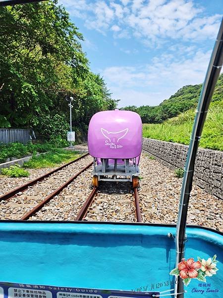 深澳鐵道自行車@可愛自行行車 隧道五彩繽紛燈光秀 享受愜意鐵