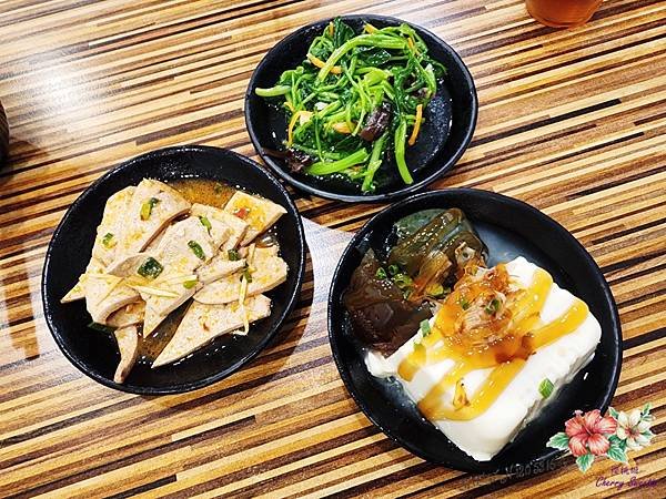 福園北方館@捲餅口味多達14種 每日限量一窩絲 蒸餃紮實飽滿