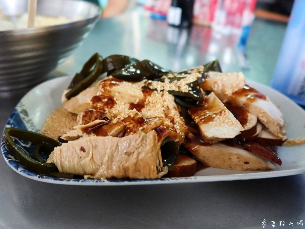 【旅食.中壢】滇緬泰寮文化交融金三角美食，忠貞市場阿秀米干