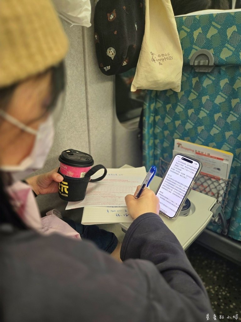 【生活.分享】追劇自拍神器，二代OHMO磁吸手機盤「吸盤+磁