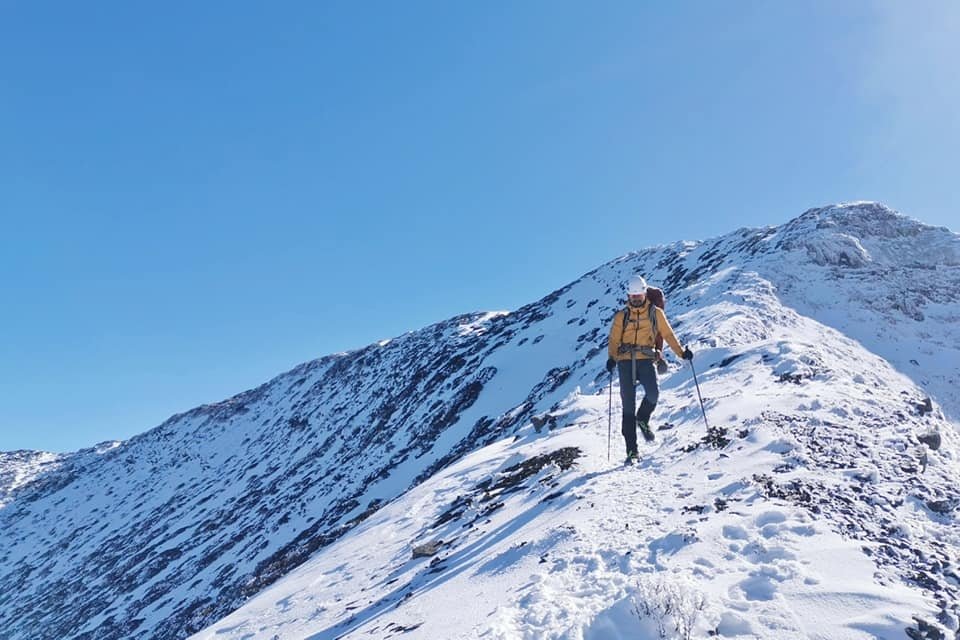 雪山主峰下翠池~冰天雪地翠池營地紮營~壯闊的震撼