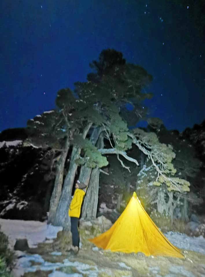 雪山主峰下翠池~冰天雪地翠池營地紮營~壯闊的震撼