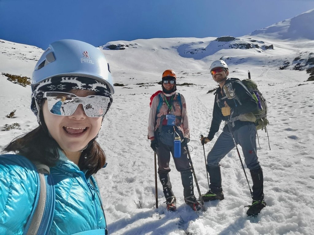 雪山單登~雪登雪山主峰~綿長陡峭，險峻又美麗的非傳統路線，站