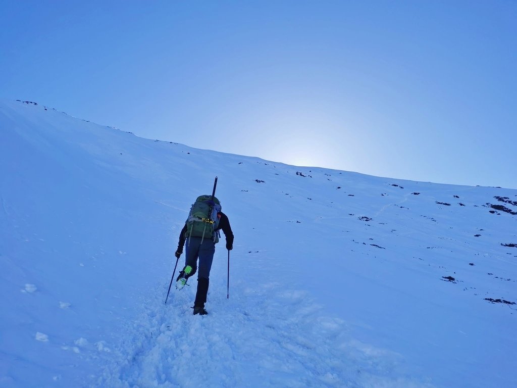 雪山單登~雪登雪山主峰~綿長陡峭，險峻又美麗的非傳統路線，站