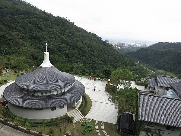 1021109聖母山莊步道03.jpg