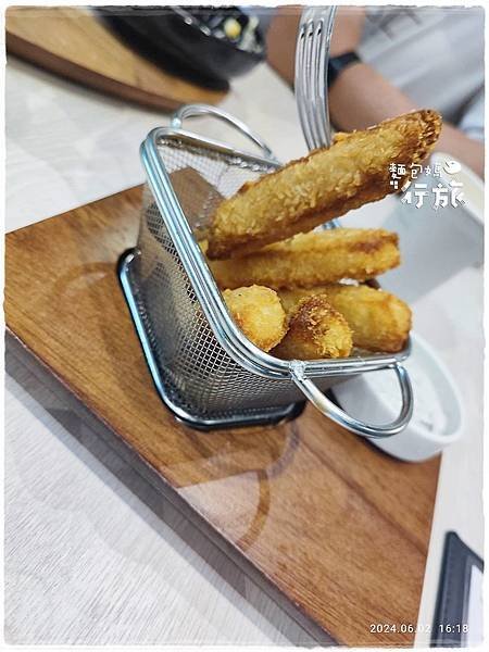 沙鹿炯炯特炙牛排+沙鹿親子館