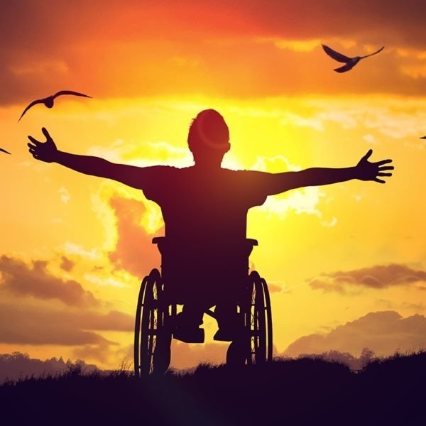 flying-with-disabled-children-600x600.jpg