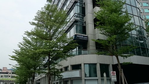 02.jpg