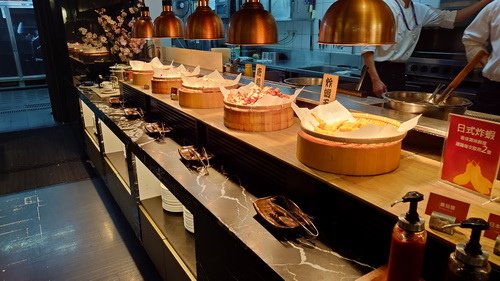 台中市西屯區~星享道酒店INSKY HOTEL(木星豪華家庭