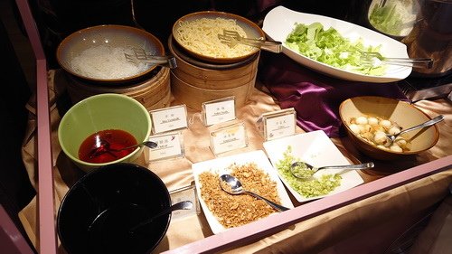 宜蘭縣礁溪鄉~中天溫泉渡假飯店(高級景觀客房/高級家庭房/歐