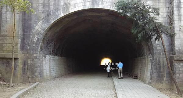 05.jpg