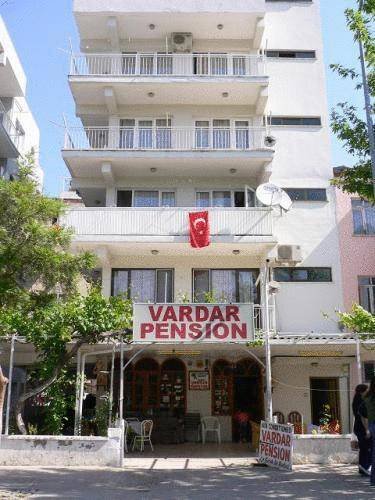 8384_Vardar_Pension.jpg