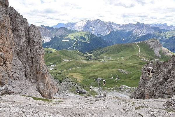 【2023 義大利】0806 Sella Pass 站立棺材