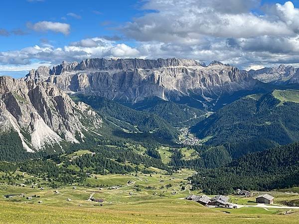 【2023 義大利】0806 Seceda 驚喜滿滿的抹茶山