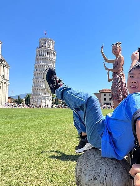 【2023 義大利】0814 Pisa 人擠人的比薩斜塔