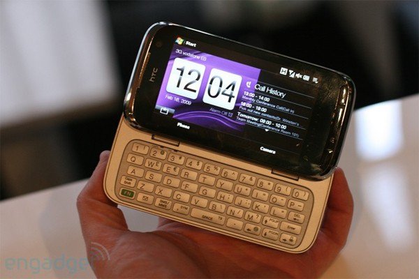 htc-touch-pro2-hands-on-1.jpg