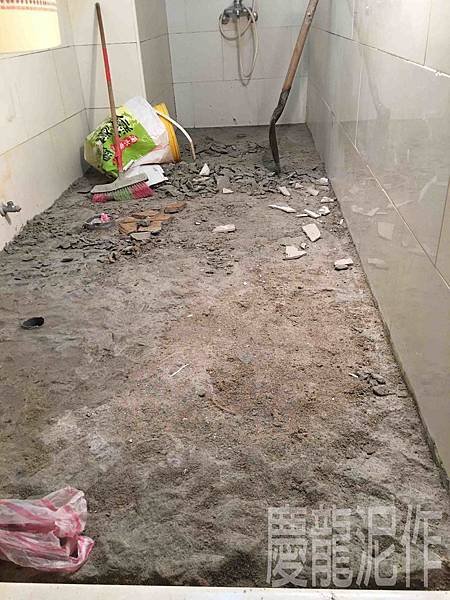 浴室地磚翻新.jpg