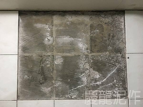 浴室壁磚空心 2.jpg