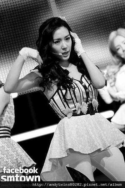 snsd le grand journal photos (6).jpg