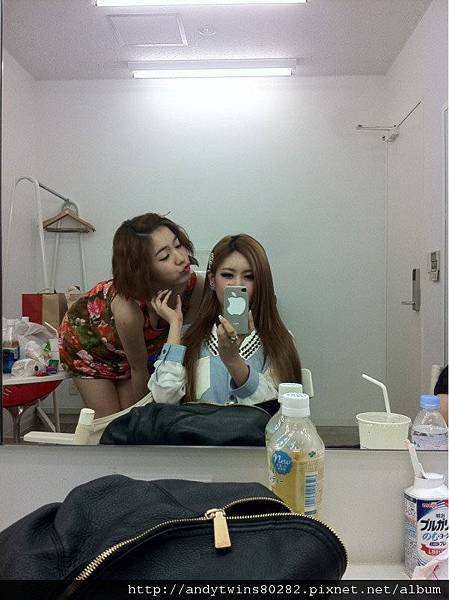 qri-twitter-120501b