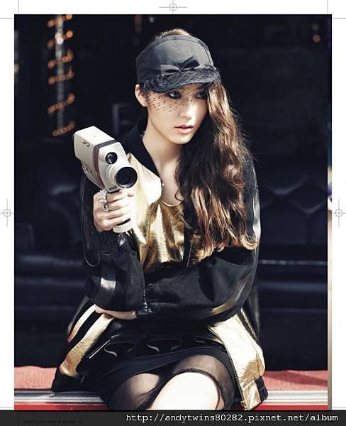 fx krystal vogue girl  magazine (12)