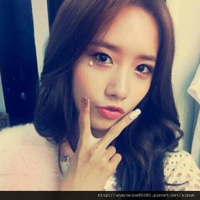 snsd yoona selca