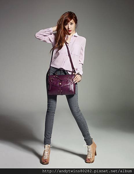 snsd tiffany bean pole pictures (3) (1)