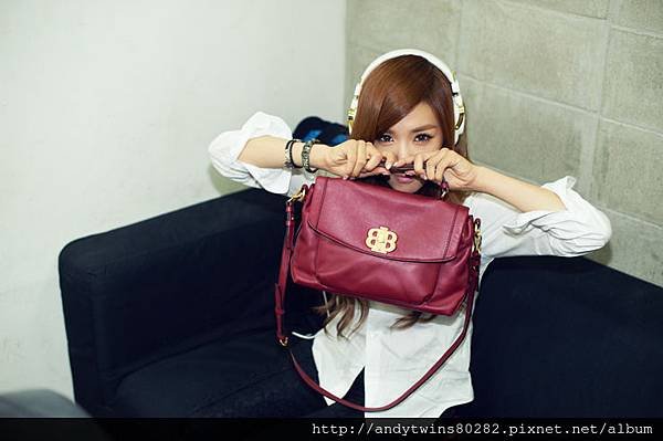 snsd tiffany bean pole pictures (6)