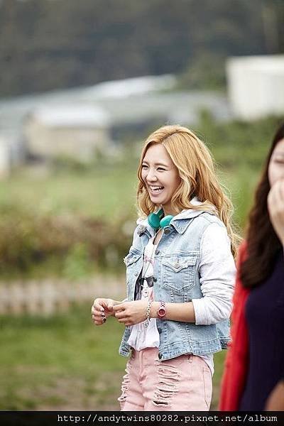 snsd hyoyeon invincible youth 2 pictures (3)