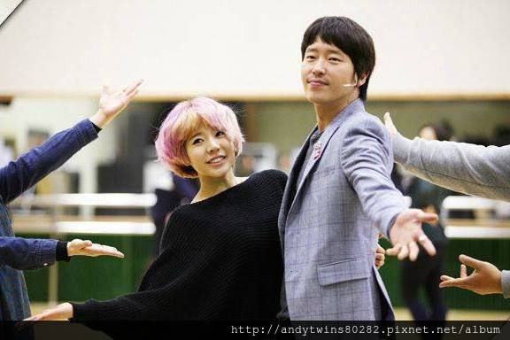 snsd sunny catch me if you rehearsal pictures (2)