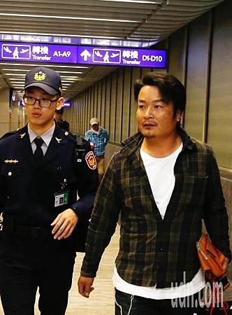 日籍旅客酗酒抽煙 華航飛曼谷班機折返