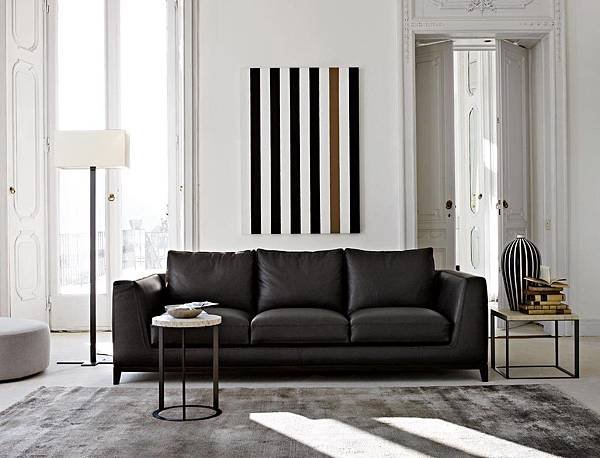 Lutetia_sofa_Maxalto-1.jpg