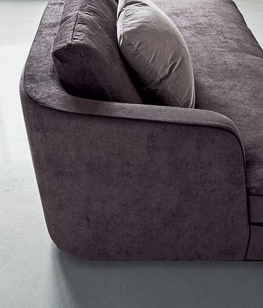 Barret_sofa_Flexform Mood-4.jpg