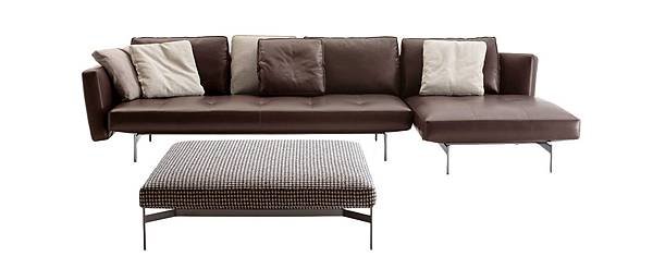 SAKé_sofa_B%26;B-1.jpg