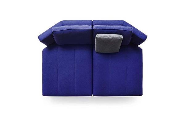 SAKé_sofa_B%26;B-7.jpg