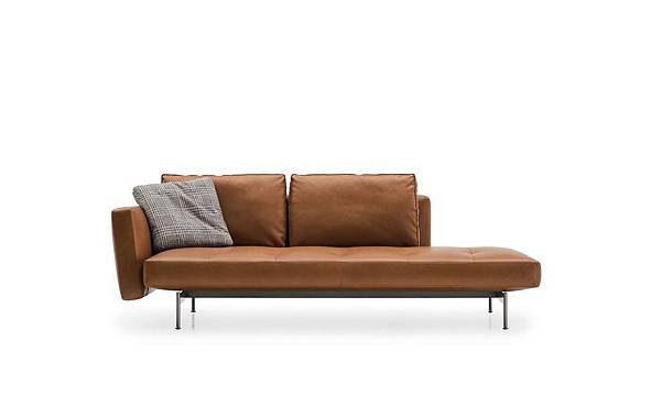 SAKé_sofa_B%26;B-9.jpg