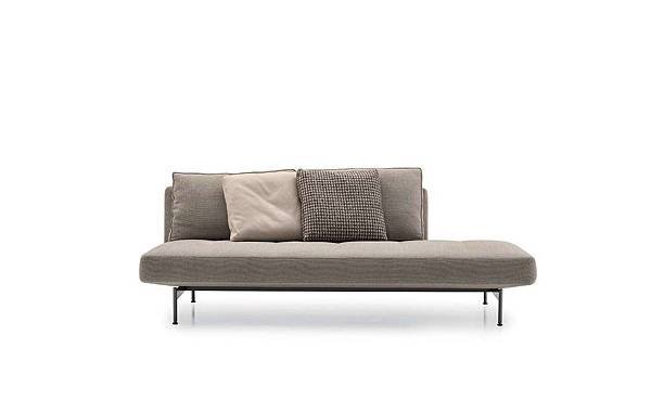 SAKé_sofa_B%26;B-15.jpg