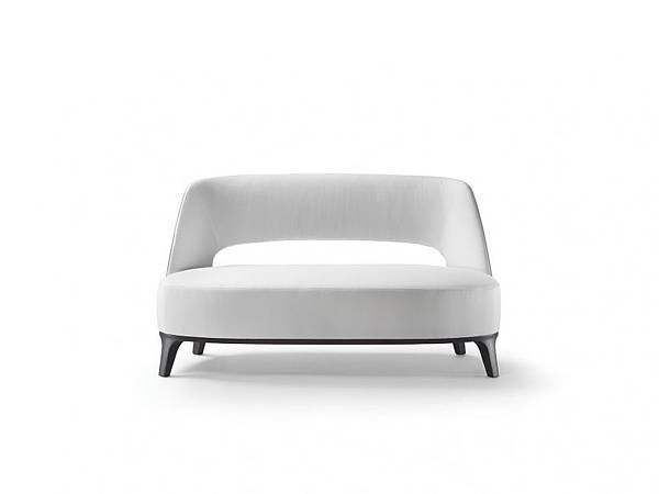 Ermione_sofa_flexform mood-2.jpg